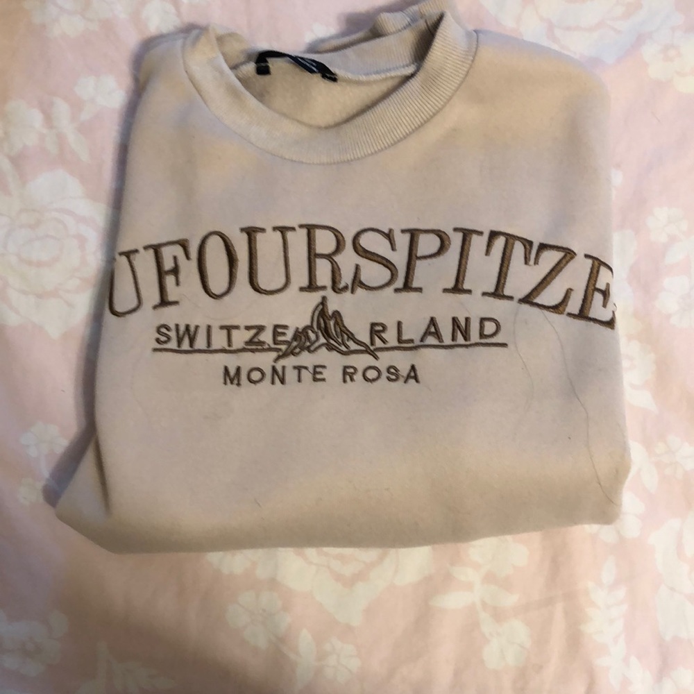 Light fleece sweatshirt